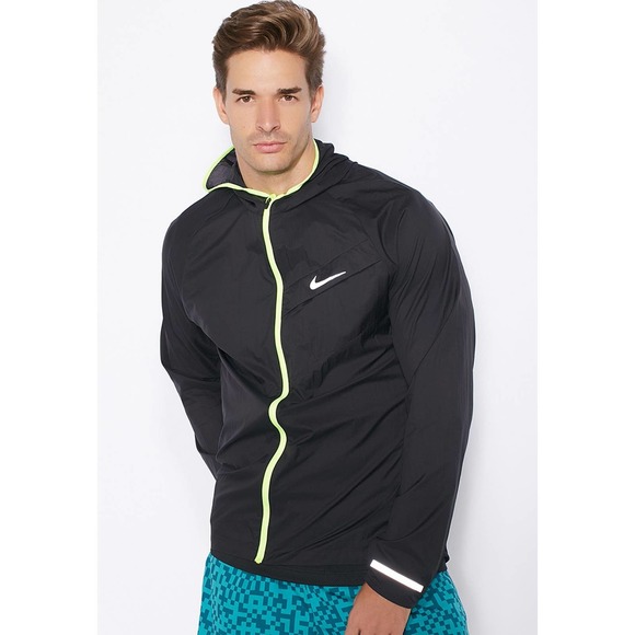 SOLD Nike Light Running Jacket XL - Picture 1 of 4